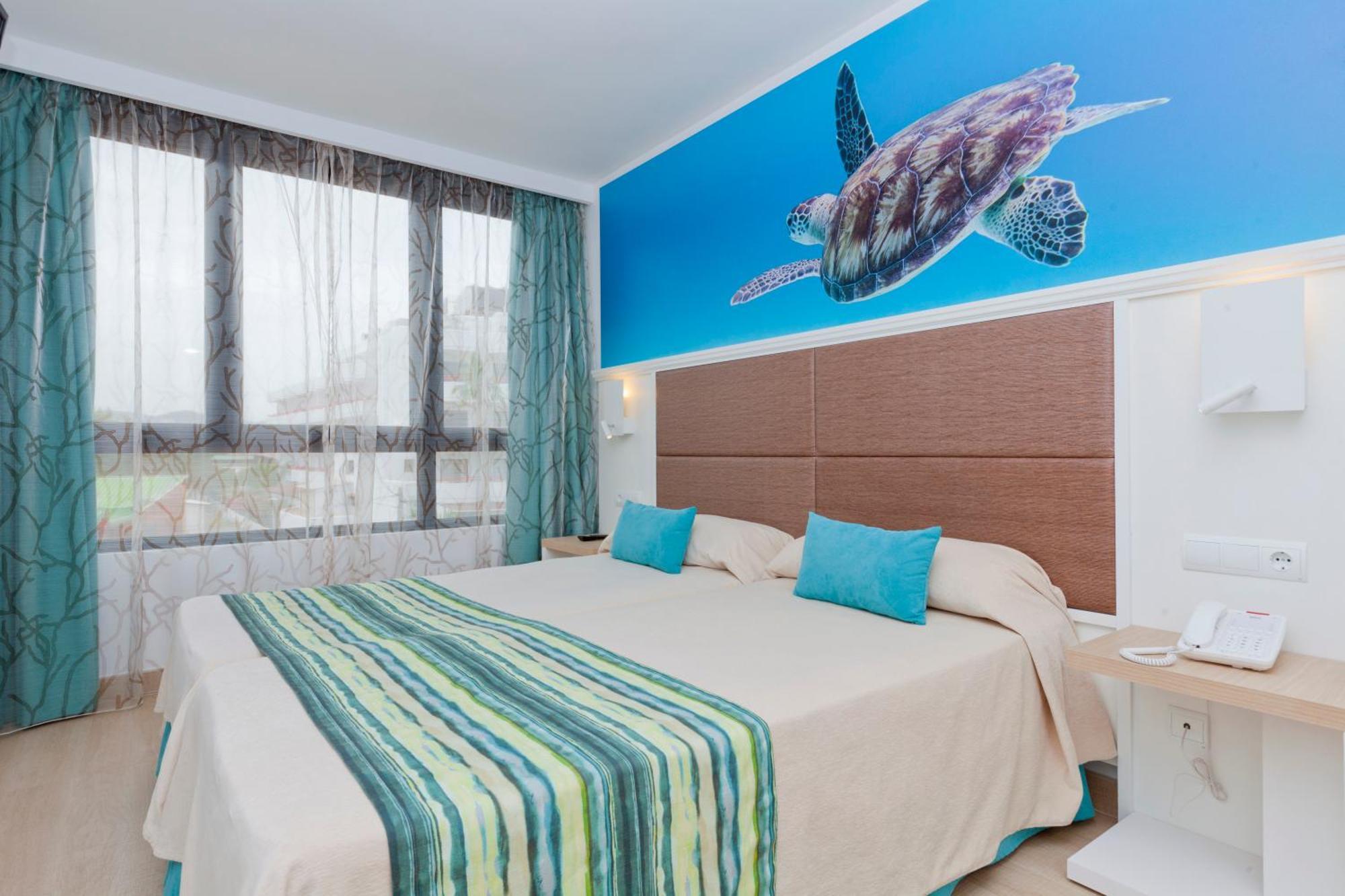 Marvell Club Hotel & Apartments Сан-Антонио-Абад Экстерьер фото