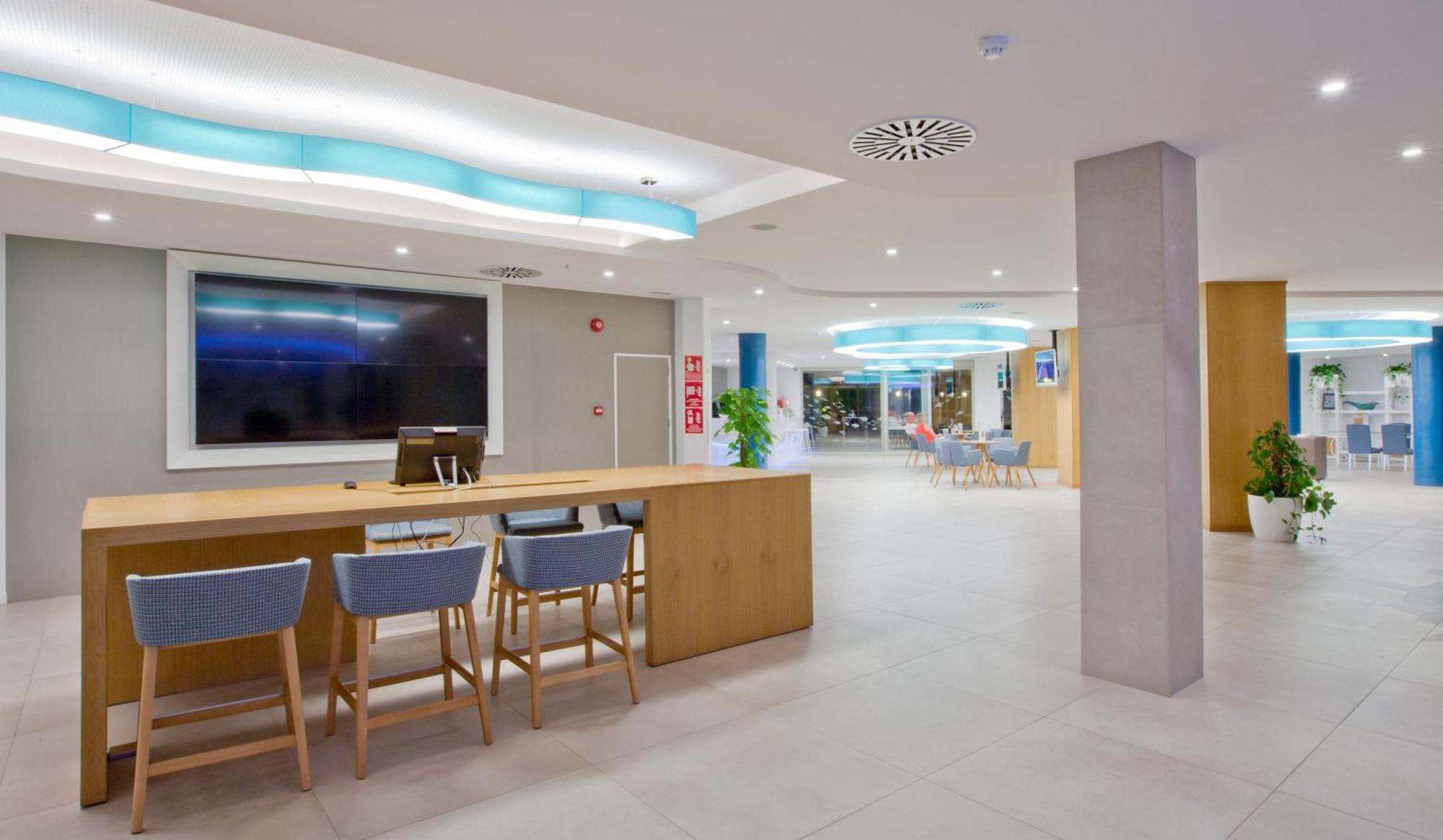 Marvell Club Hotel & Apartments Сан-Антонио-Абад Экстерьер фото