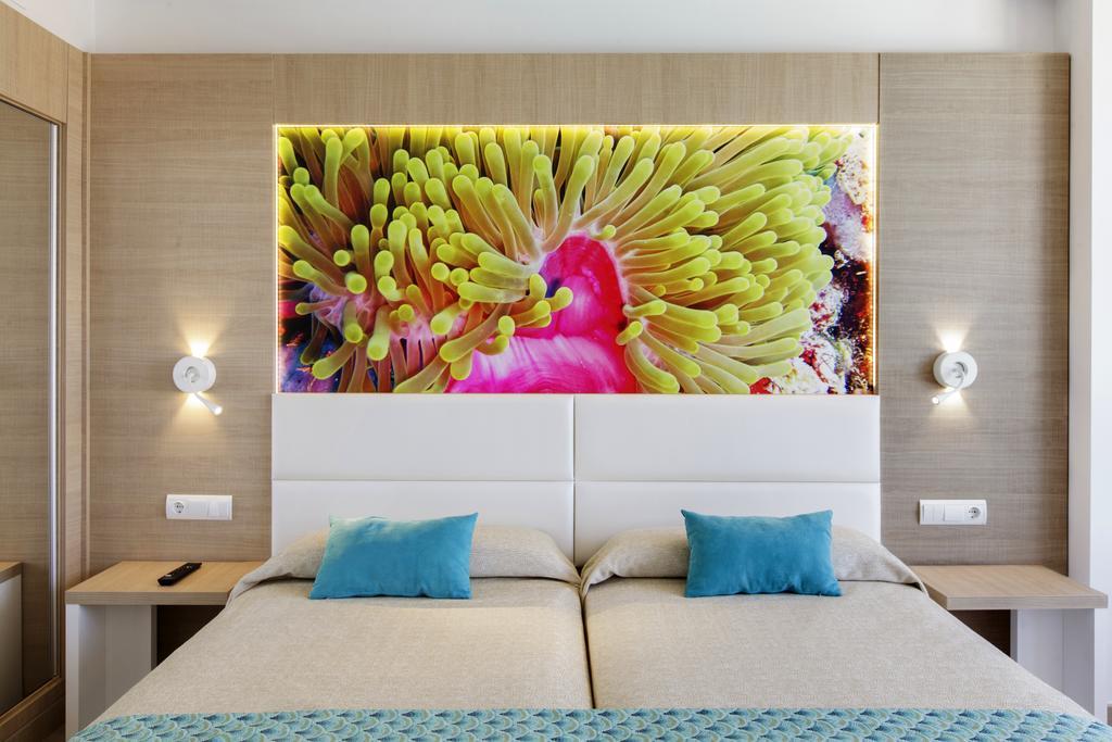 Marvell Club Hotel & Apartments Сан-Антонио-Абад Экстерьер фото